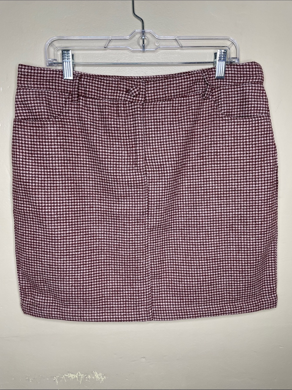 CUPCAKES & CASHMERE Burgundy Houndstooth WOOL Blend Dark Academia Mini Skirt 12